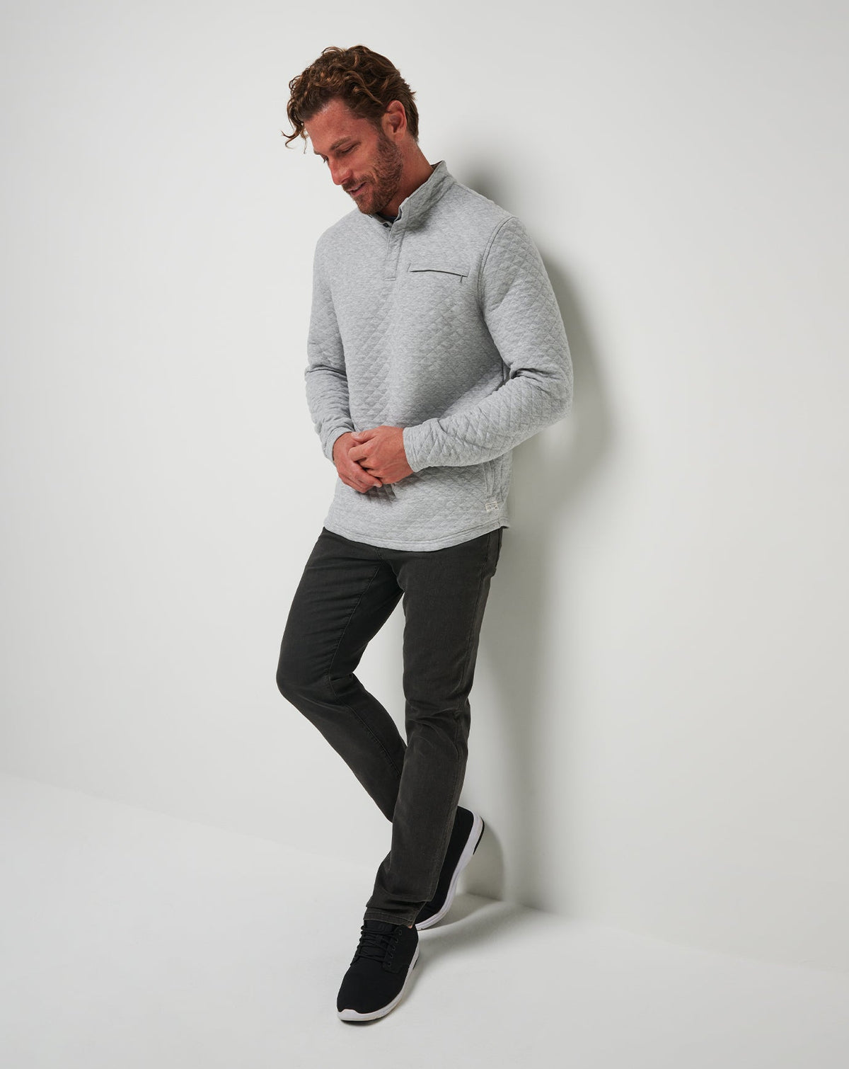 Transatlantic Quarter Zip Heather Light Grey | Travis Mathew