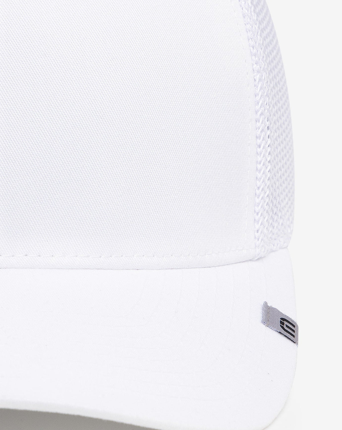 Widder 2.0 Snapback Hat White | Travis Mathew