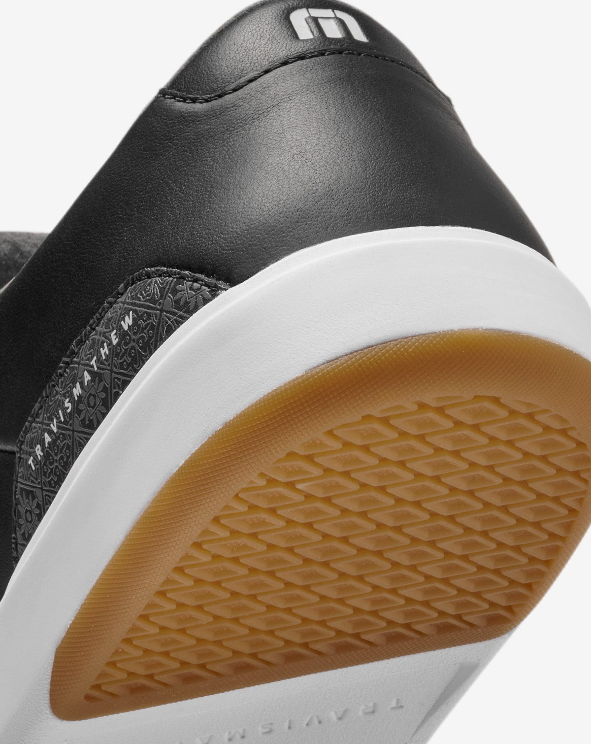 The Modern Cup Black | Travis Mathew