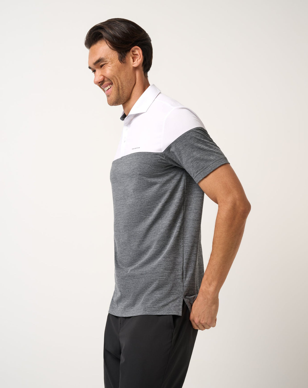 Heater Pro Color Block Polo White | Travis Mathew