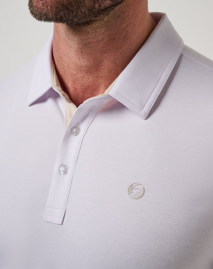 Featherweight On The Grind Polo White | Travis Mathew