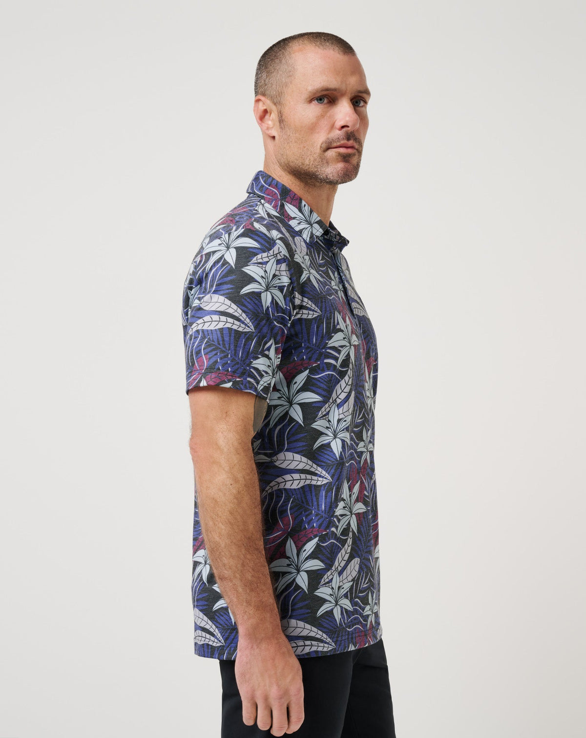 Featherweight Open Bay Polo Black | Travis Mathew