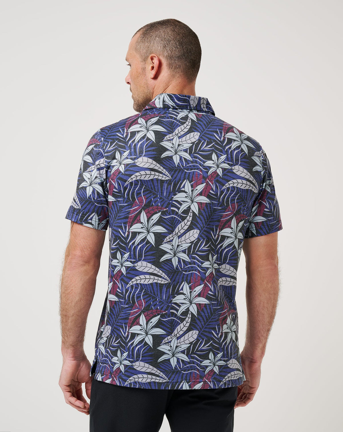 Featherweight Open Bay Polo Black | Travis Mathew