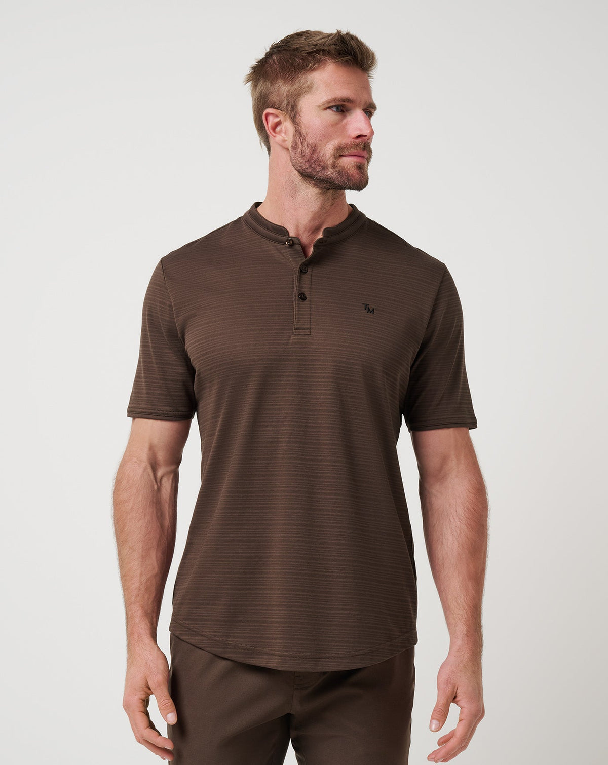 Winning Record Henley Polo Chocolate Brown | Travis Mathew