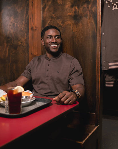 Winning Record Henley Polo Chocolate Brown | Travis Mathew