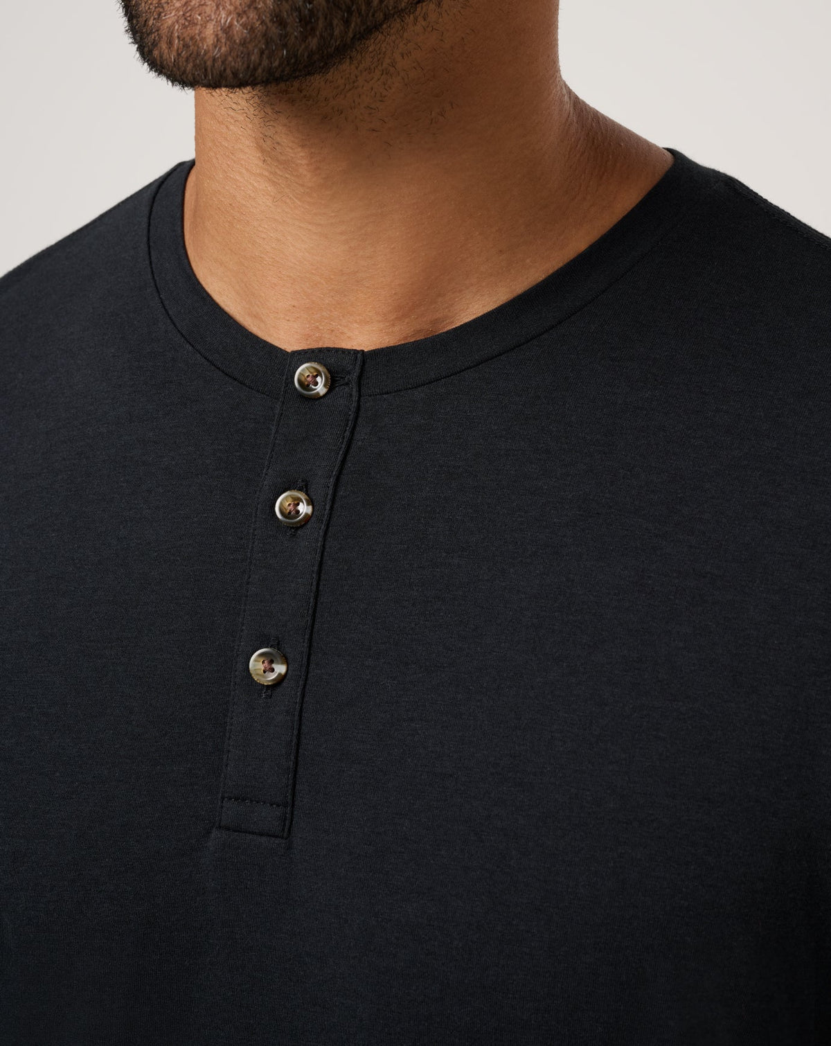 Cloud Henley Tee Black | Travis Mathew