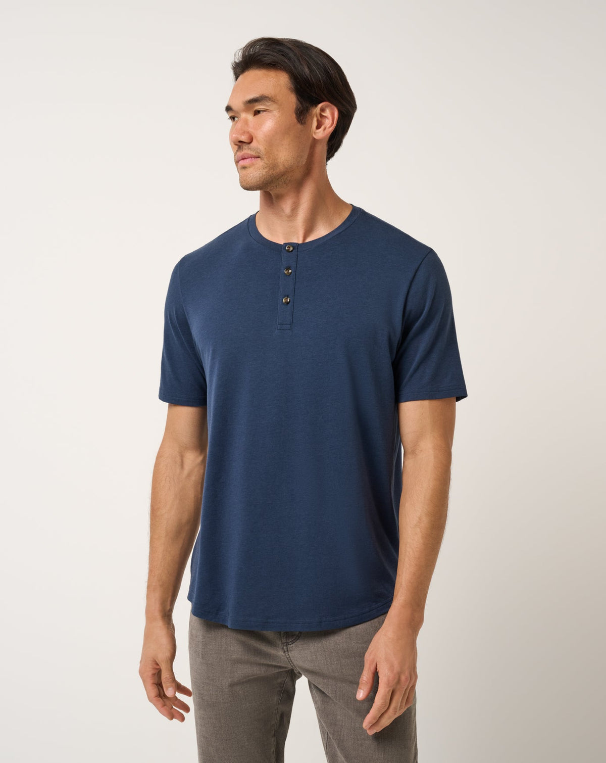 Cloud Henley Tee Total Eclipse | Travis Mathew