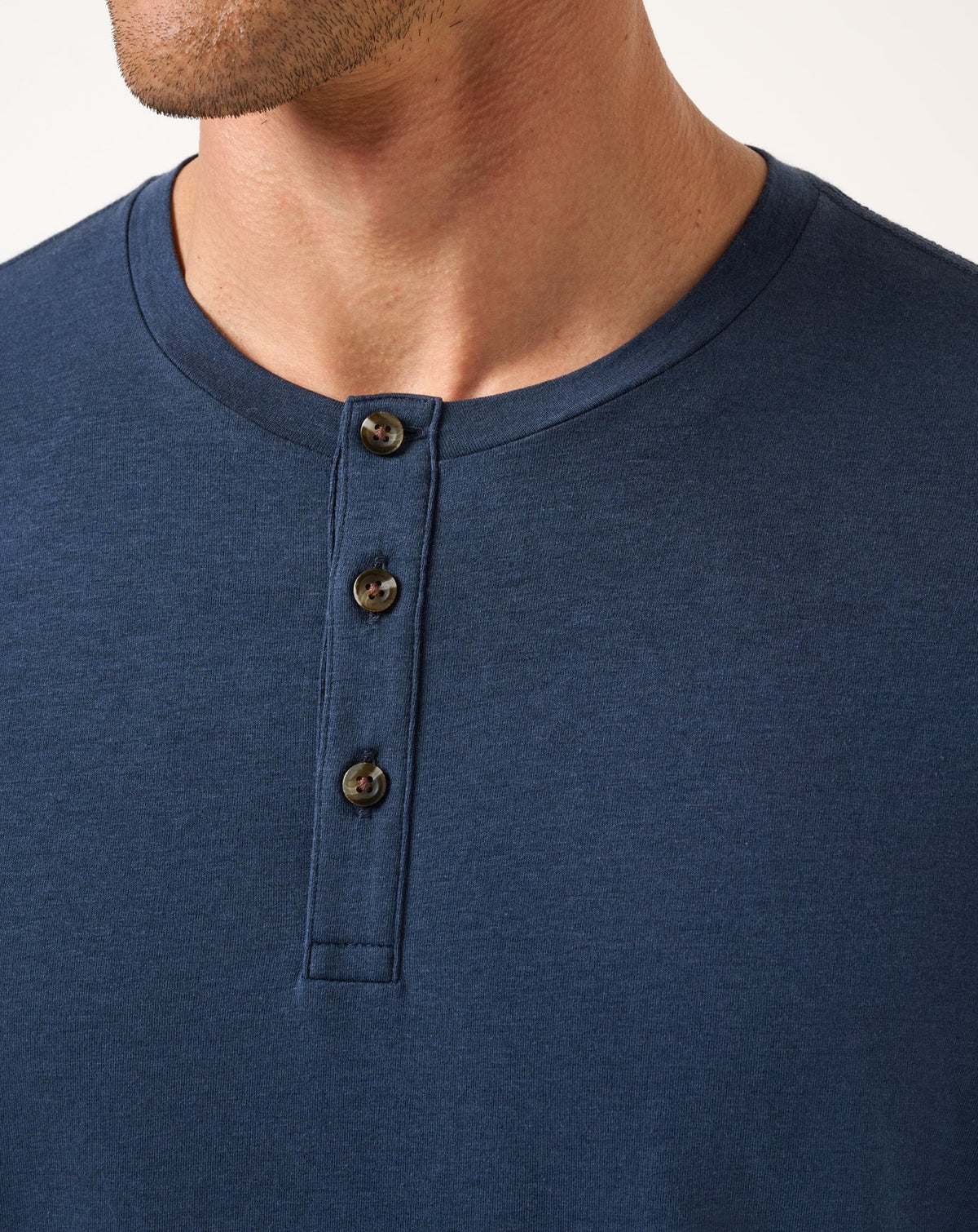 Cloud Henley Tee Total Eclipse | Travis Mathew