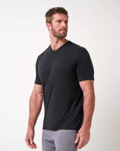 Cloud V-Neck Tee Black | Travis Mathew
