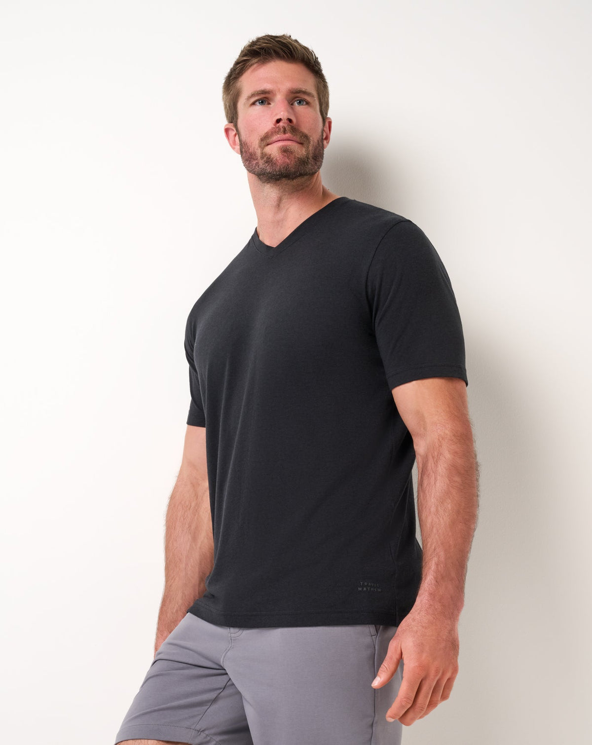 Cloud V-Neck Tee Black | Travis Mathew