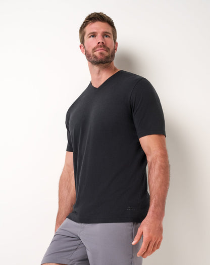 Cloud V-Neck Tee Black | Travis Mathew