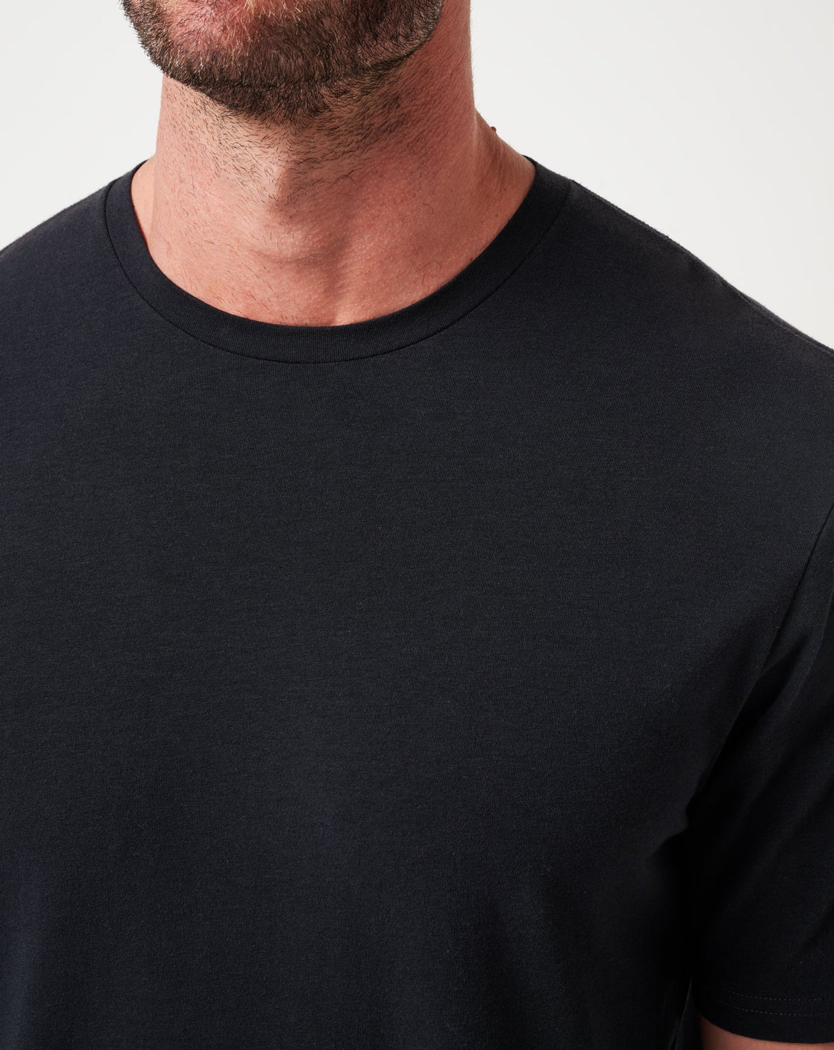 Cloud Crew Tee Black | Travis Mathew
