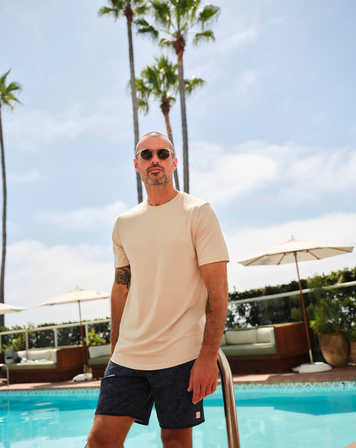 Cloud Crew Tee Italian Sand | Travis Mathew