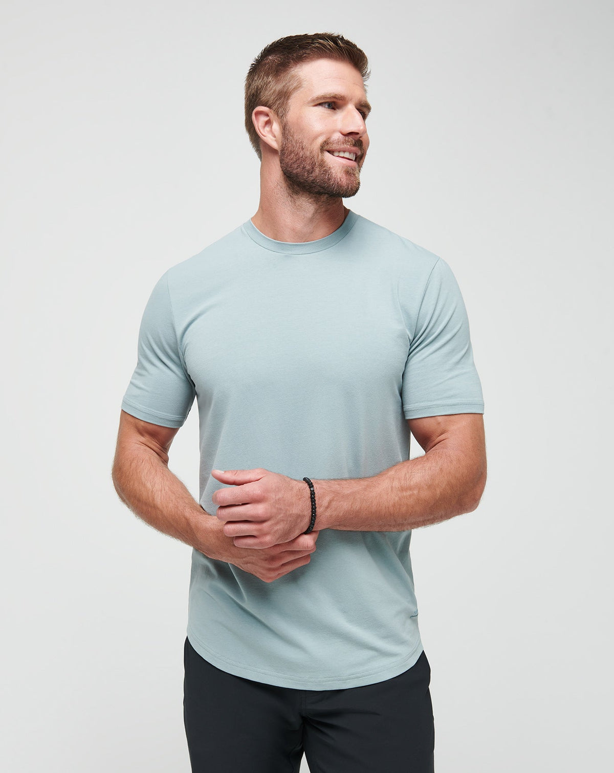 Cloud Crew Tee Arona | Travis Mathew