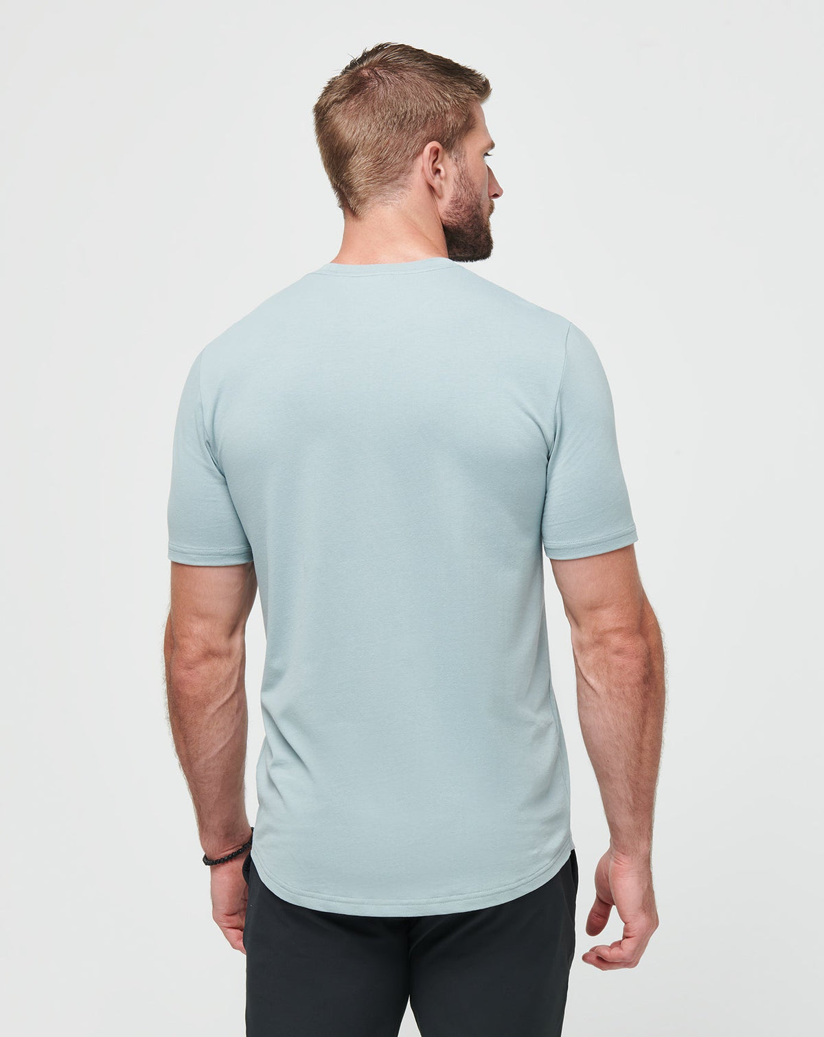 Cloud Crew Tee Arona | Travis Mathew
