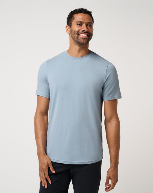 Cloud Crew Tee Ash Blue | Travis Mathew