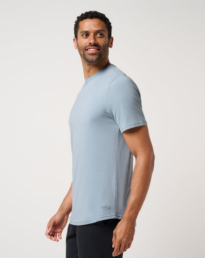 Cloud Crew Tee Ash Blue | Travis Mathew