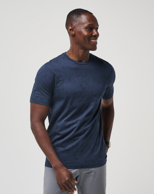 Warmer Tides Tee Total Eclipse | Travis Mathew