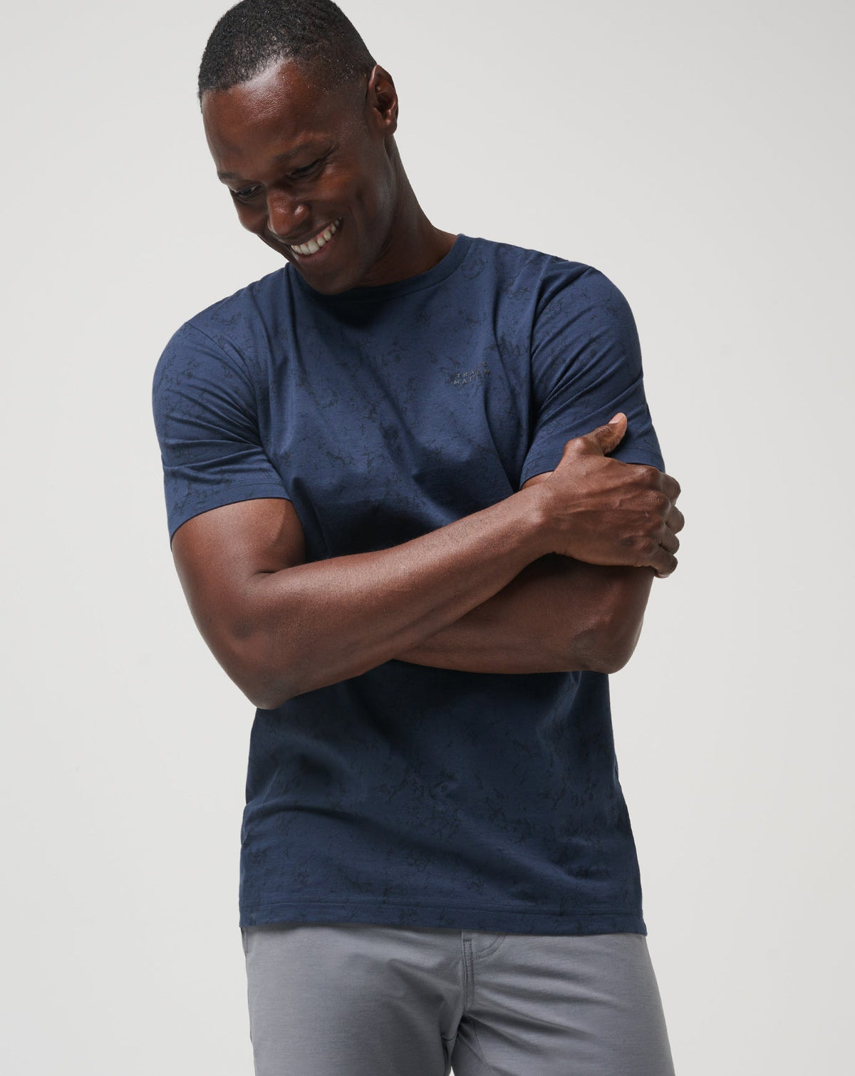 Warmer Tides Tee Total Eclipse | Travis Mathew