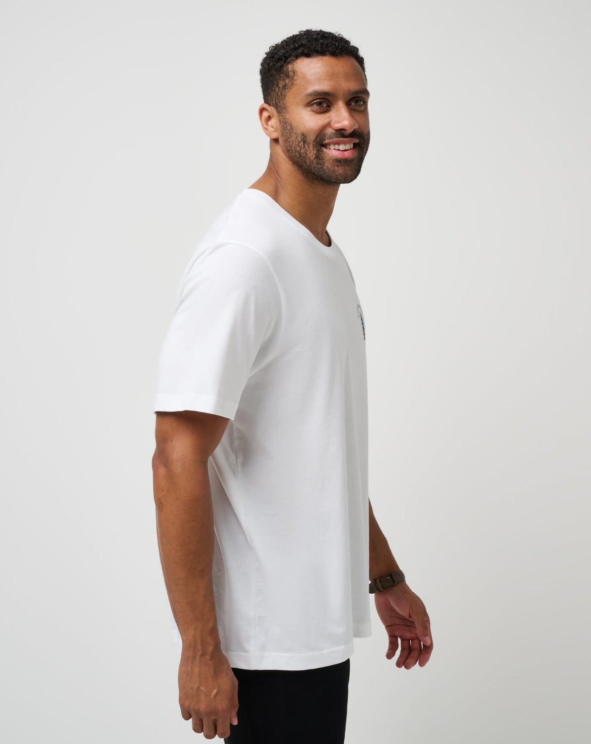 Adventure Season Tee White | Travis Mathew