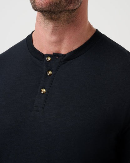 All Adrift Tee Black | Travis Mathew
