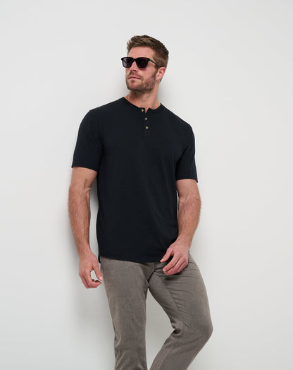 All Adrift Tee Black | Travis Mathew