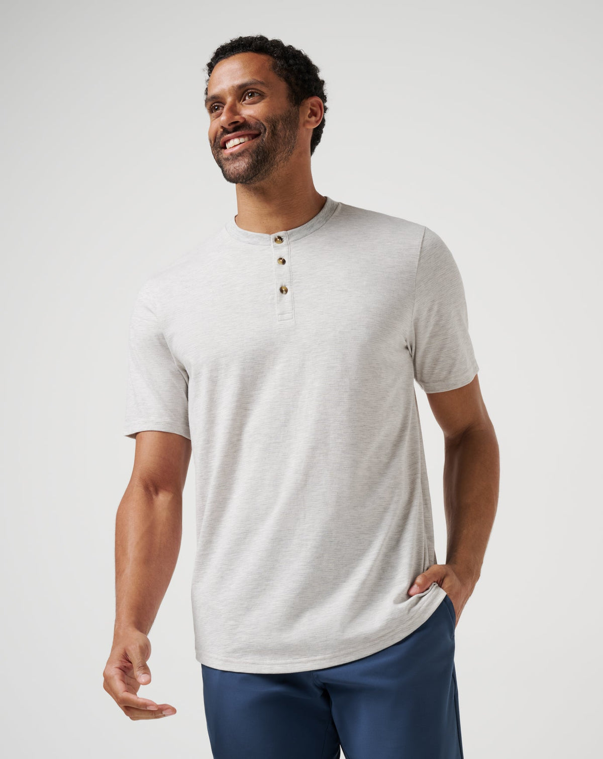 All Adrift Tee Heather Light Grey | Travis Mathew