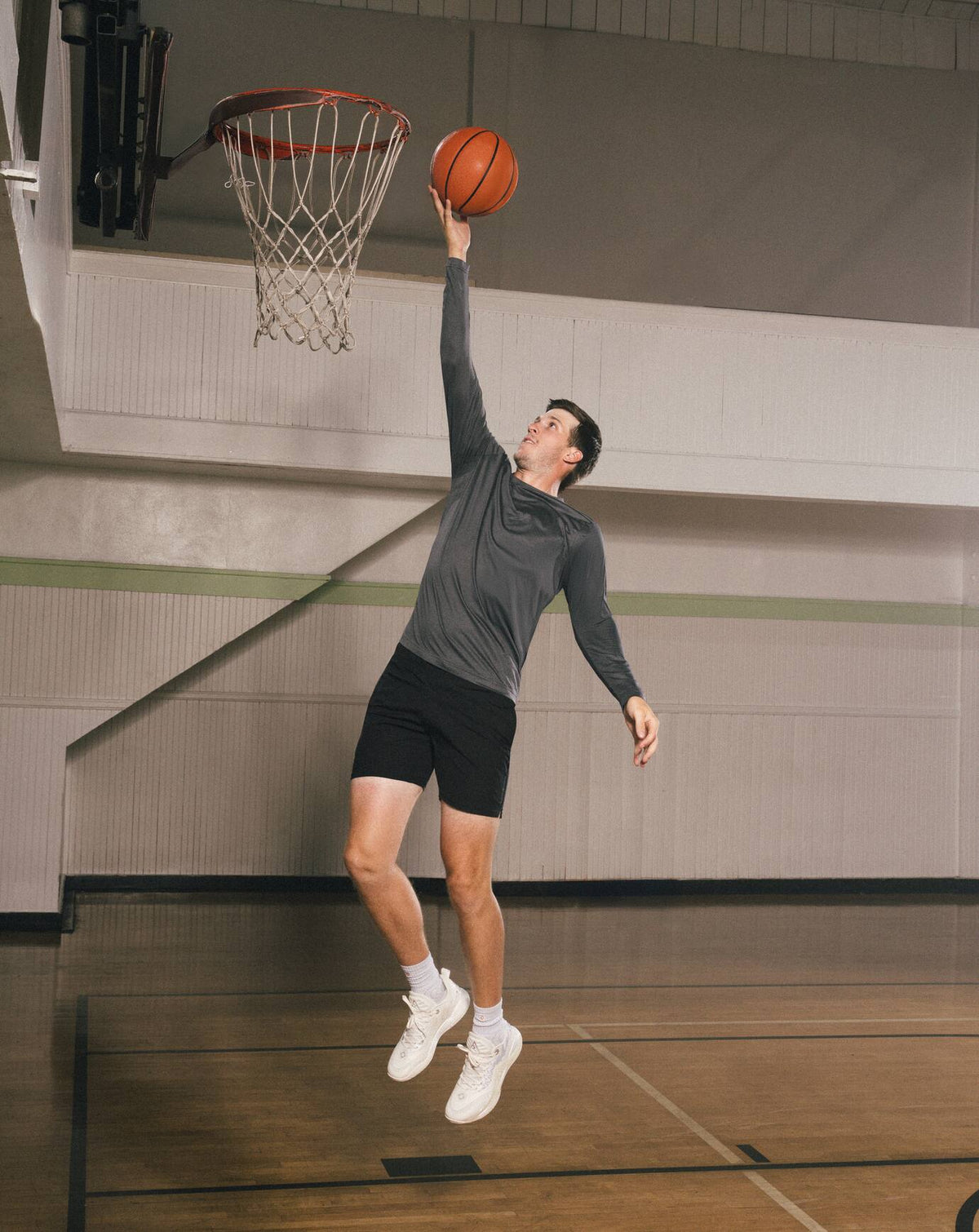Court Control Tee Heather Dark Grey | Travis Mathew