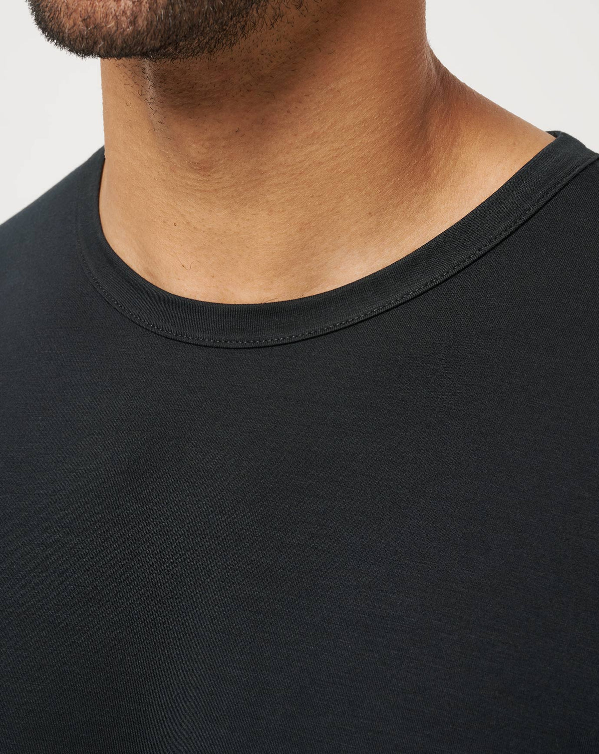 Long Holiday Tee Black | Travis Mathew