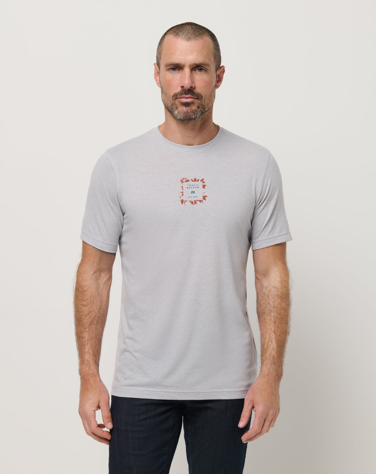 Short Layover Tee Heather Light Grey | Travis Mathew