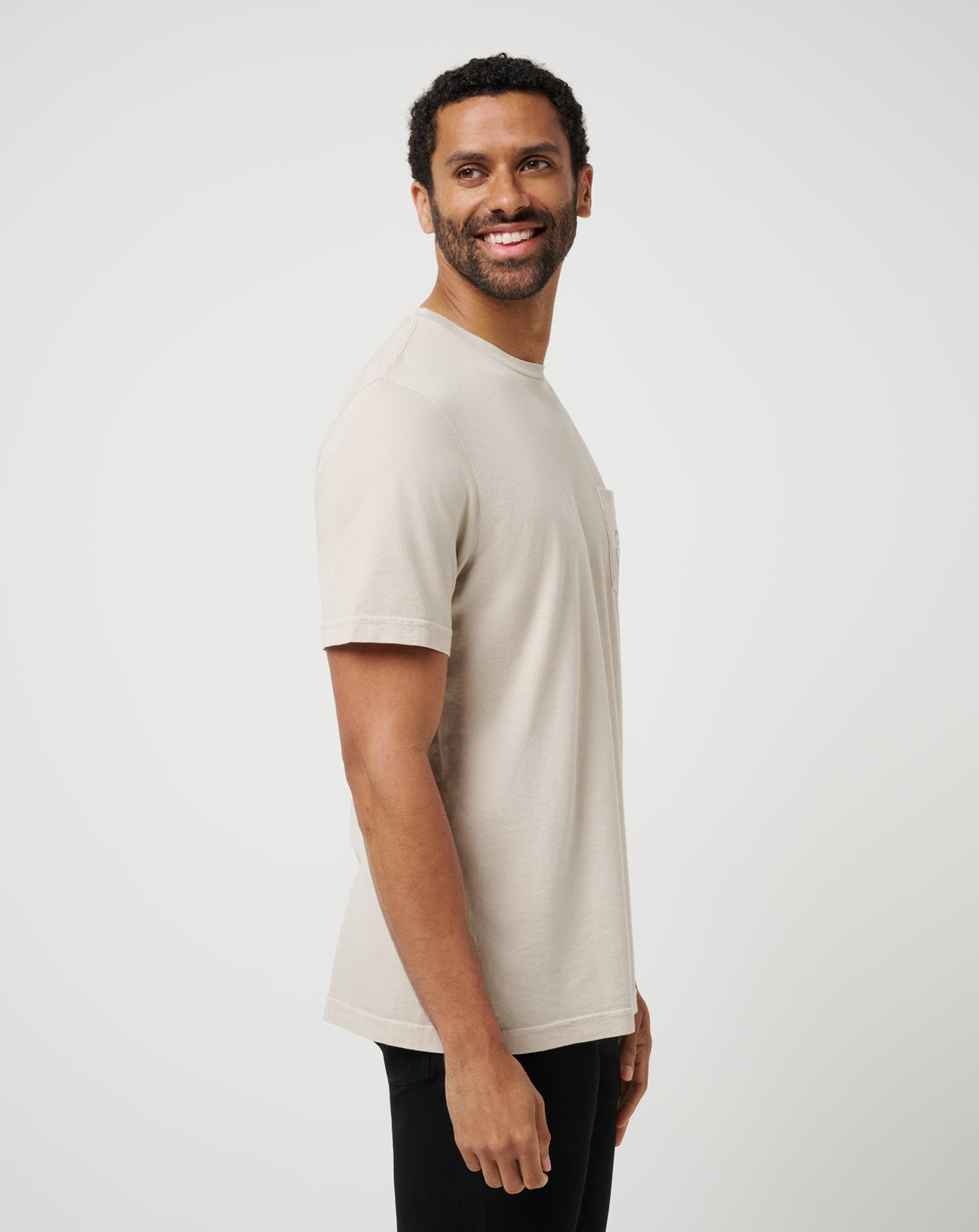 Face Off Tee Italian Sand | Travis Mathew