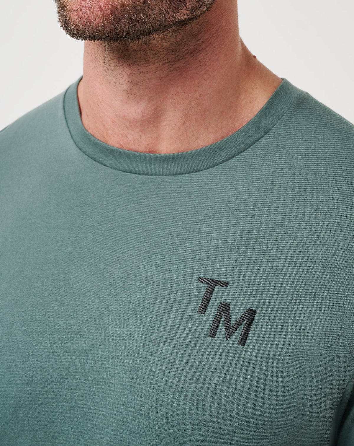 End Around Tee Balsam Green | Travis Mathew