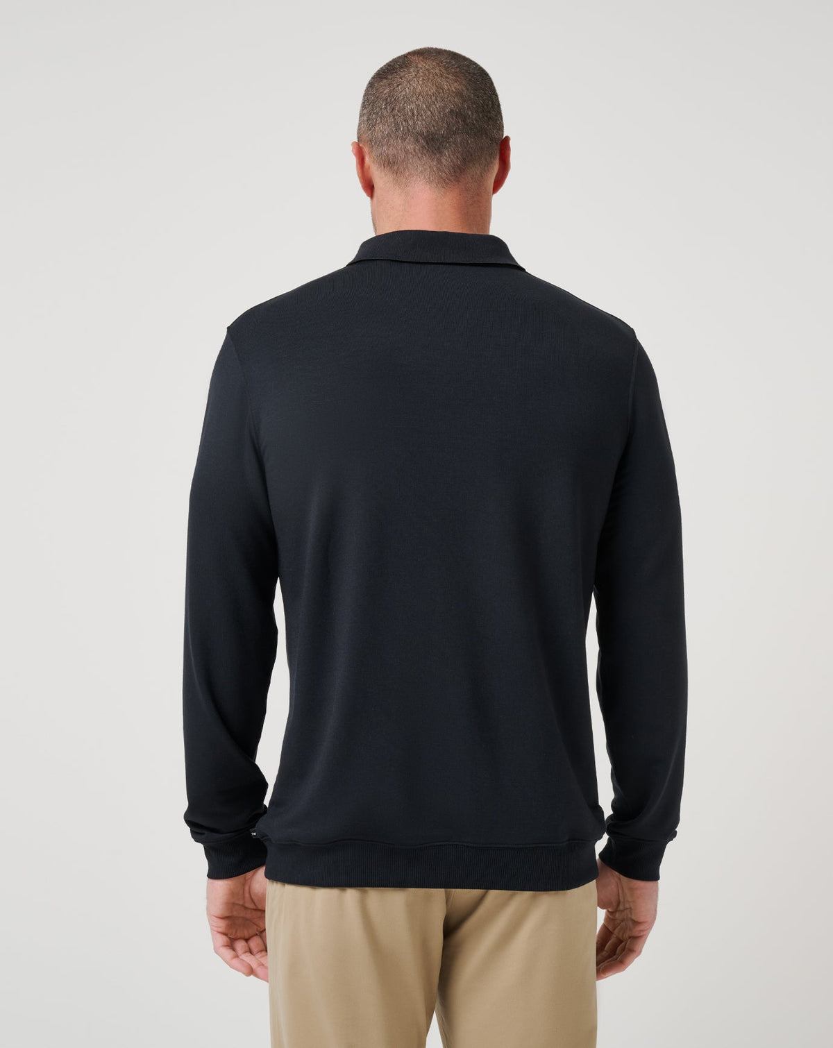 Amenities Collar Crew Black | Travis Mathew