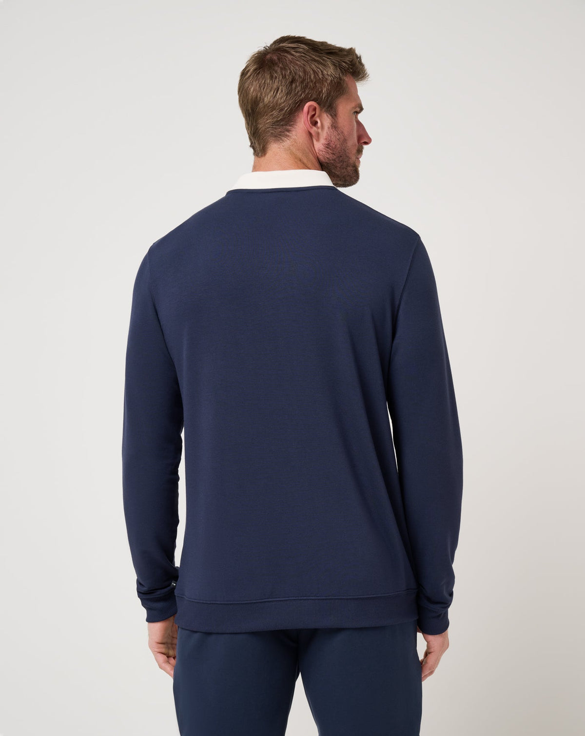 Amenities Collar Crew Total Eclipse | Travis Mathew