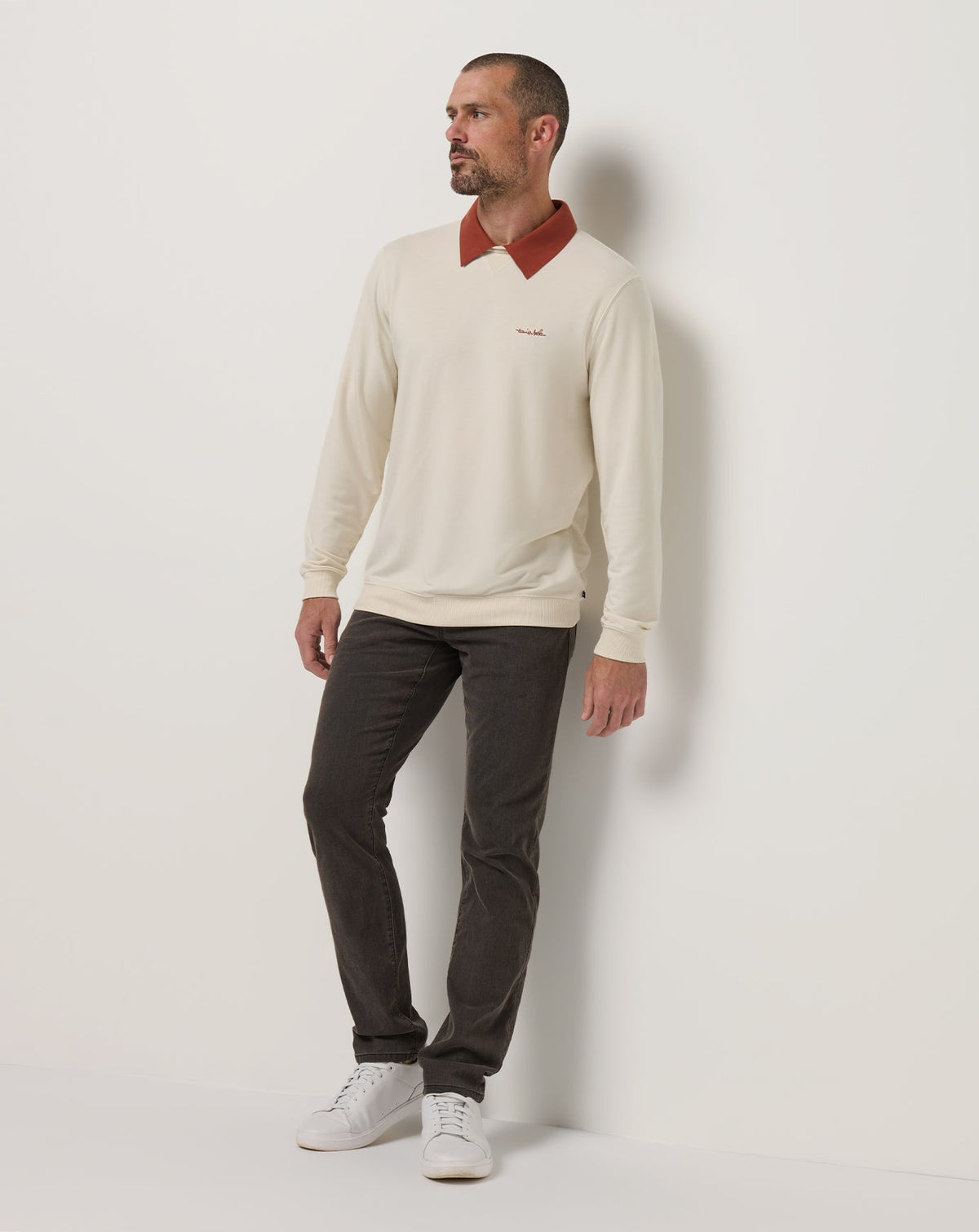 Amenities Collar Crew Birch | Travis Mathew