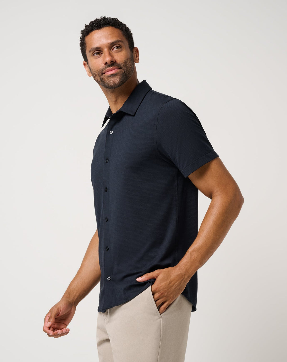 The Heater Button-Up Black | Travis Mathew