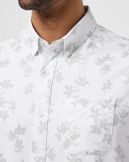 Mist On The Lake Button-Up White | Travis Mathew