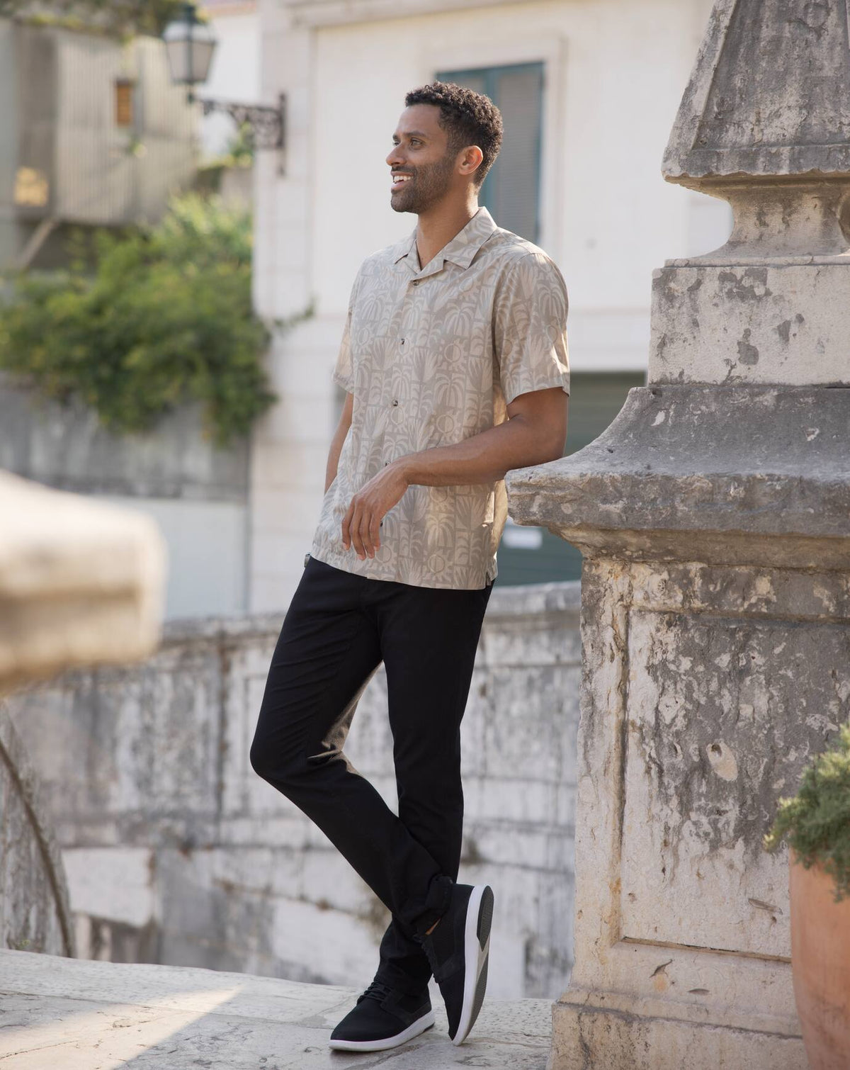 Desert Sun Button-Up Italian Sand | Travis Mathew