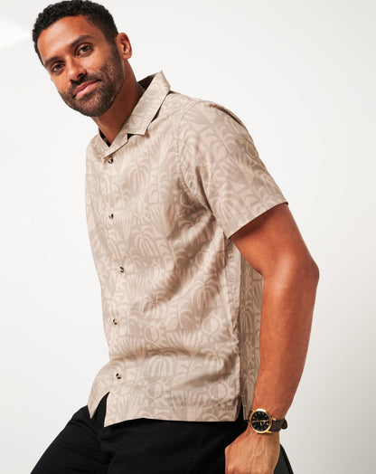 Desert Sun Button-Up Italian Sand | Travis Mathew