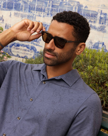 Knit Featherweight Tides Button-Up Mood Indigo/Vintage Indigo | Travis Mathew
