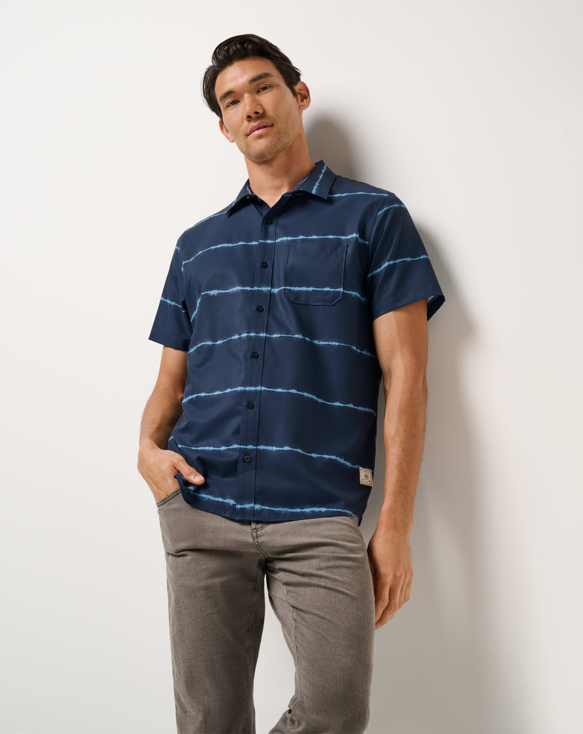 Techwoven Sundaze Button-Up Total Eclipse | Travis Mathew