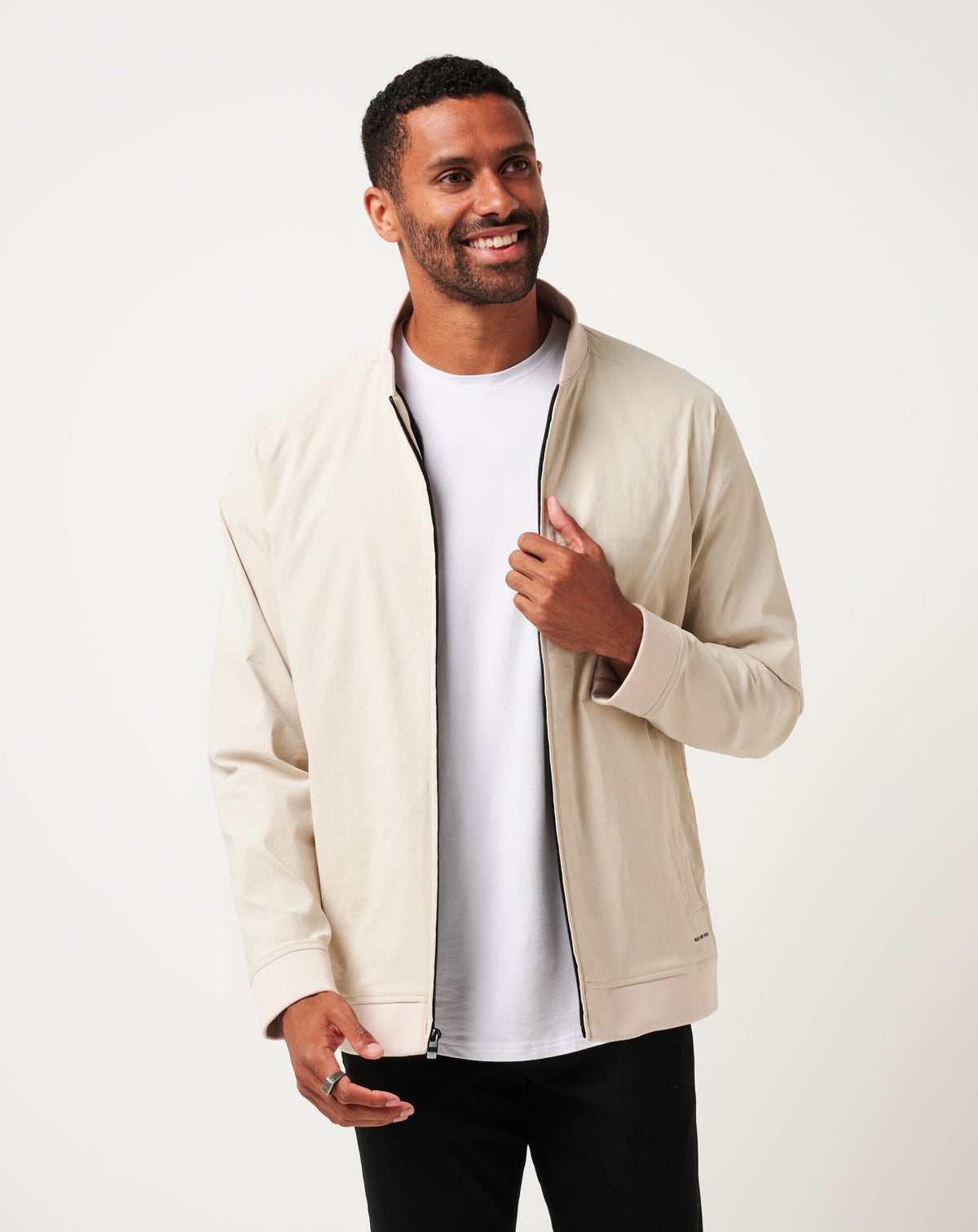 Lost Cave Jacket Italian Sand | Travis Mathew