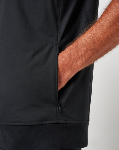 Wanderlust Vest Black | Travis Mathew