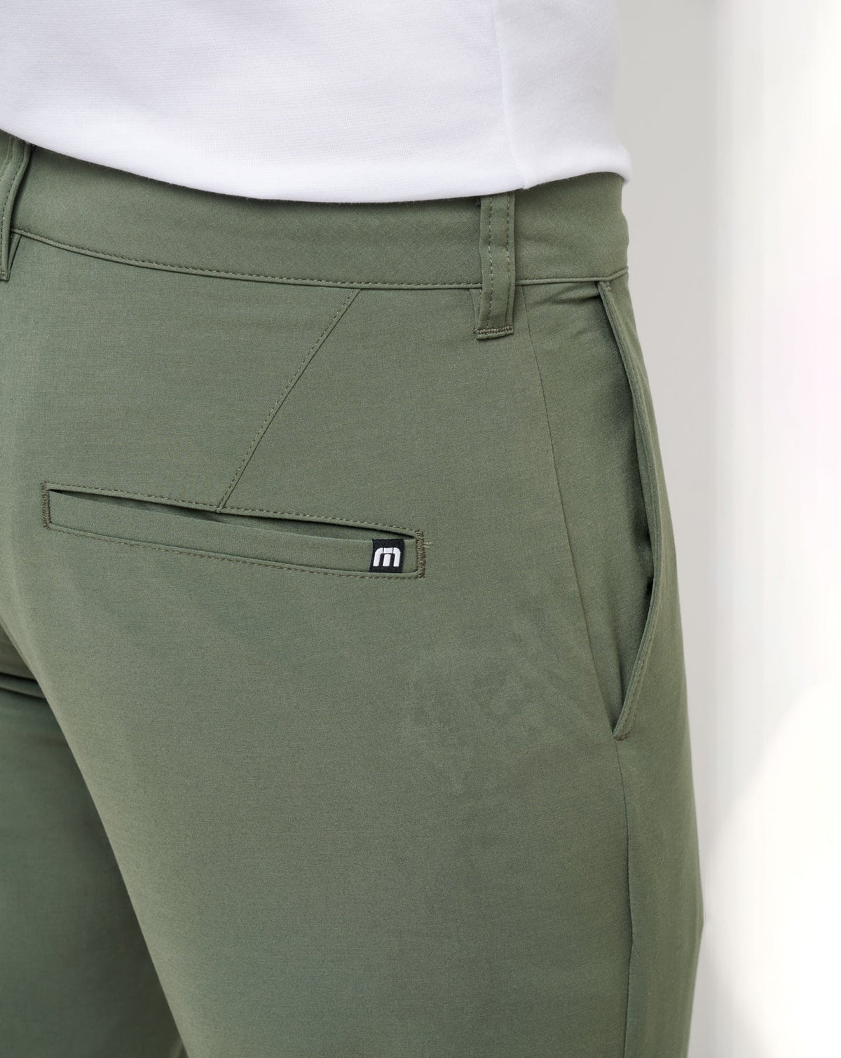 Open To Close Tech Chino Pant Thyme | Travis Mathew