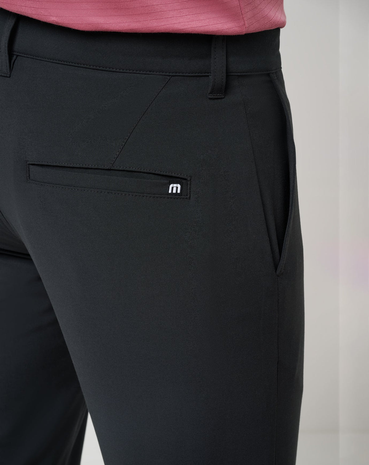 Open To Close Tech Chino Pant Black | Travis Mathew