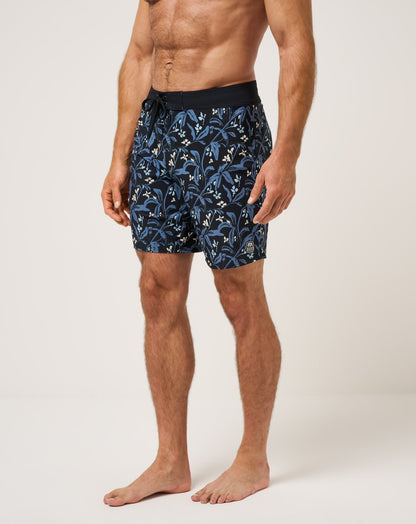 Relationship Status Boardshort 18.5In Black | Travis Mathew