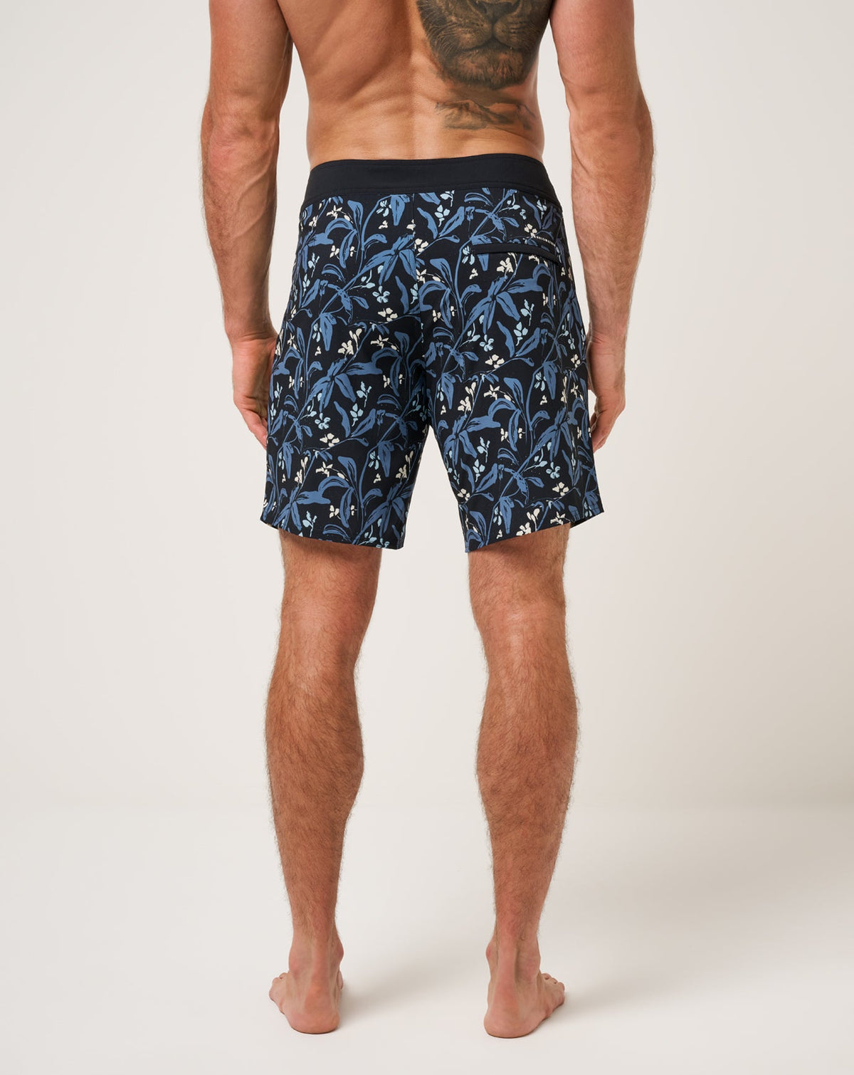 Relationship Status Boardshort 18.5In Black | Travis Mathew