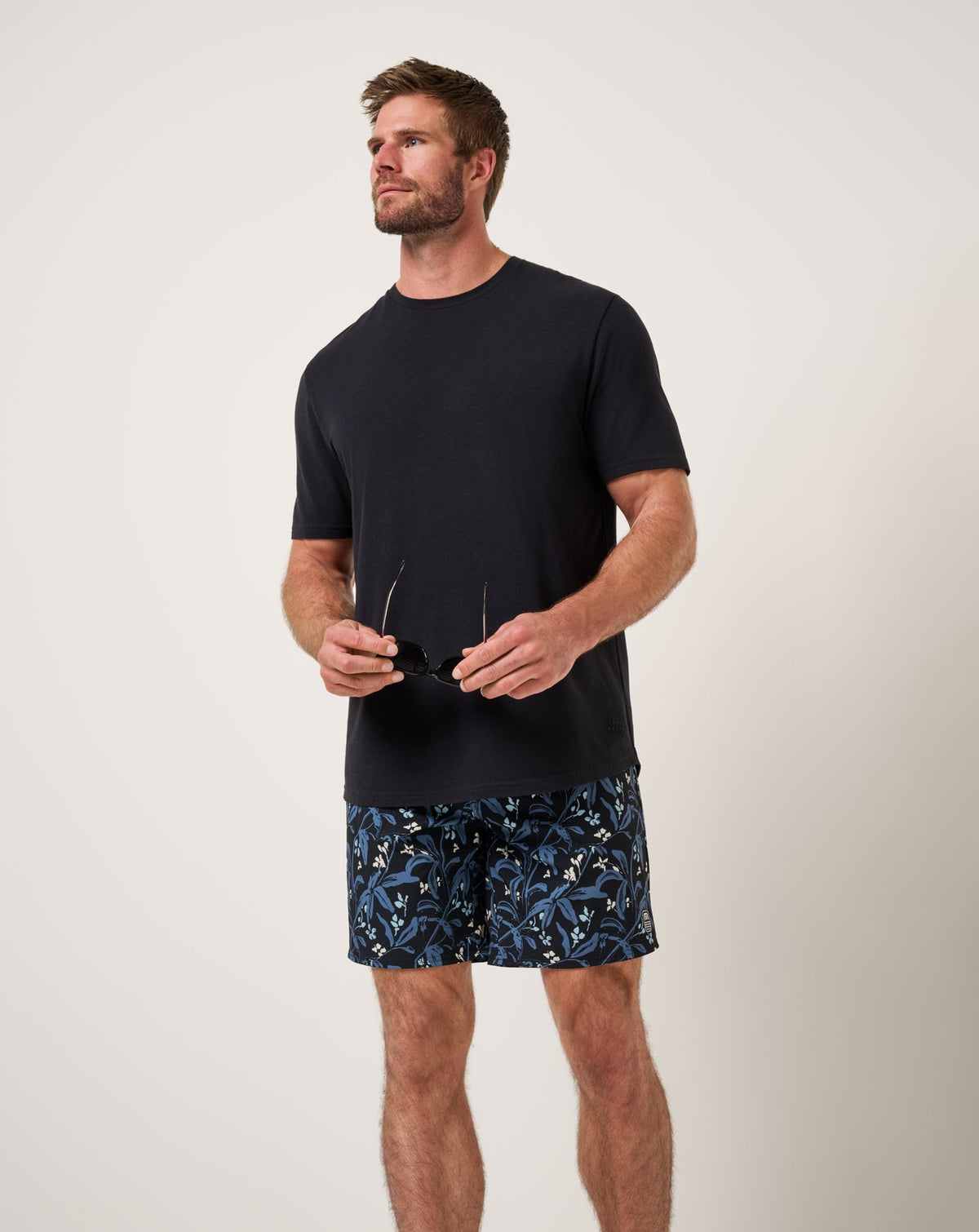 Relationship Status Boardshort 18.5In Black | Travis Mathew