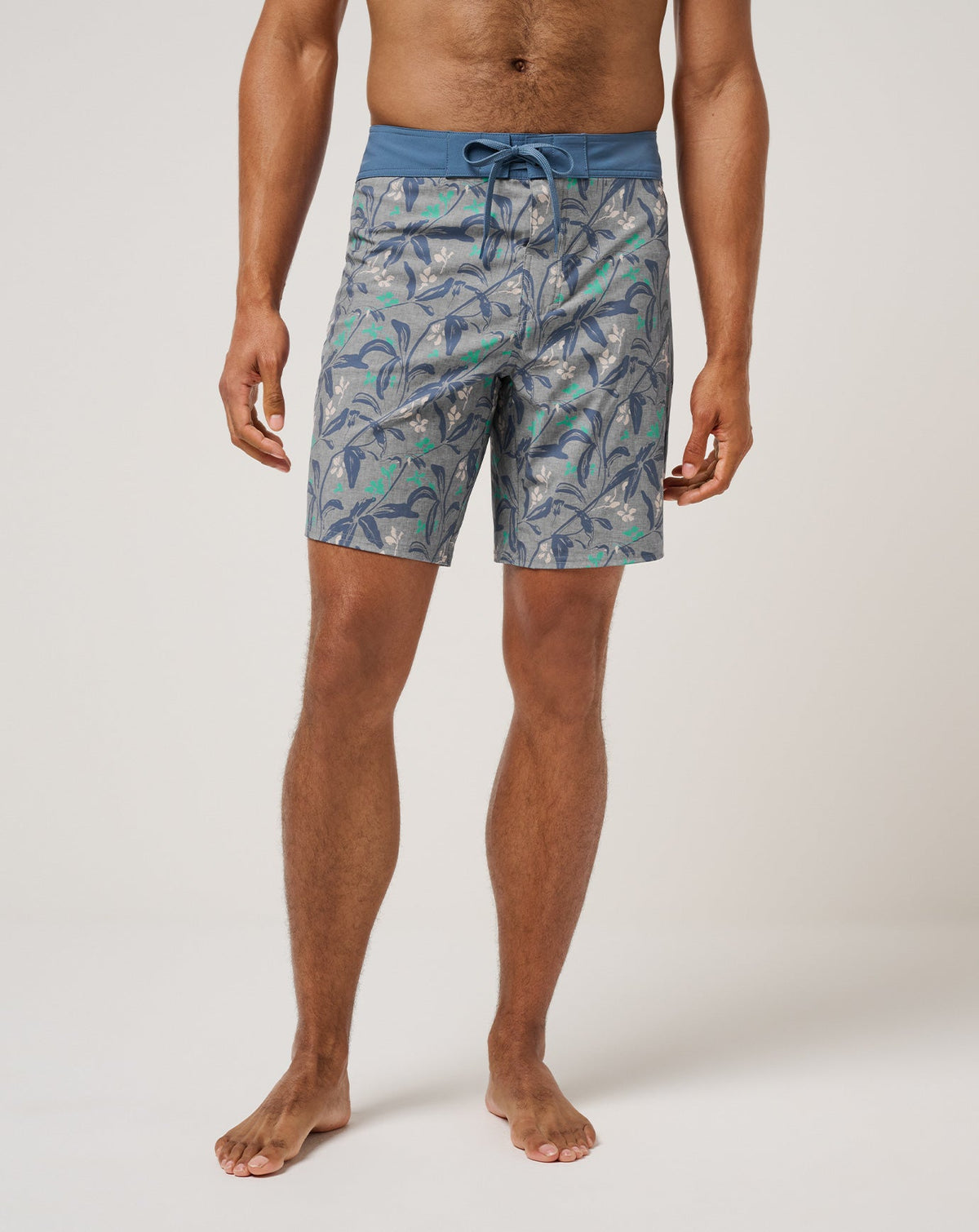Relationship Status Boardshort 18.5In Heather Grey | Travis Mathew