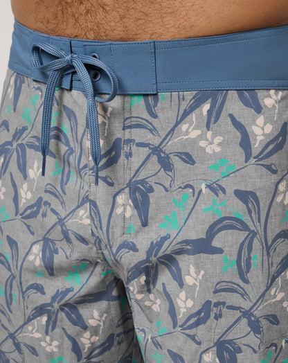 Relationship Status Boardshort 18.5In Heather Grey | Travis Mathew